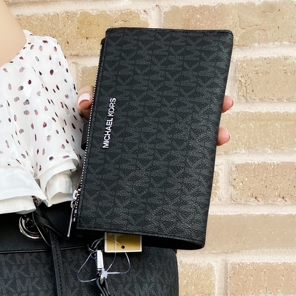 Michael Kors Jet Set Travel Double Zip Phone Wallet MK Black - Picture 5 of 12